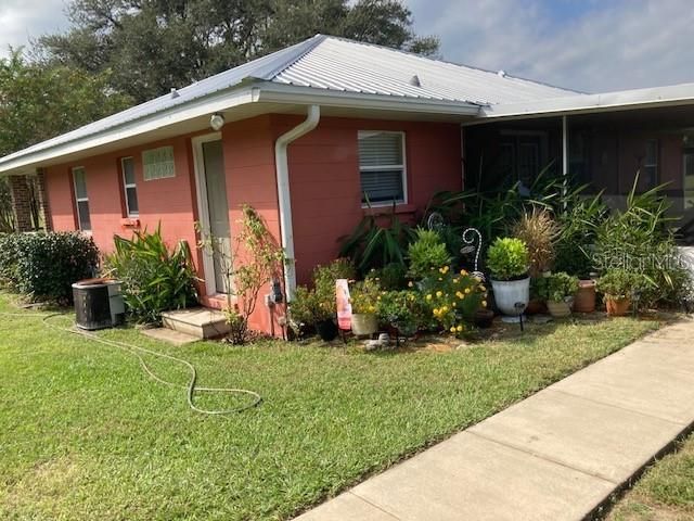 Recently Sold: $499,990 (3 beds, 2 baths, 1280 Square Feet)