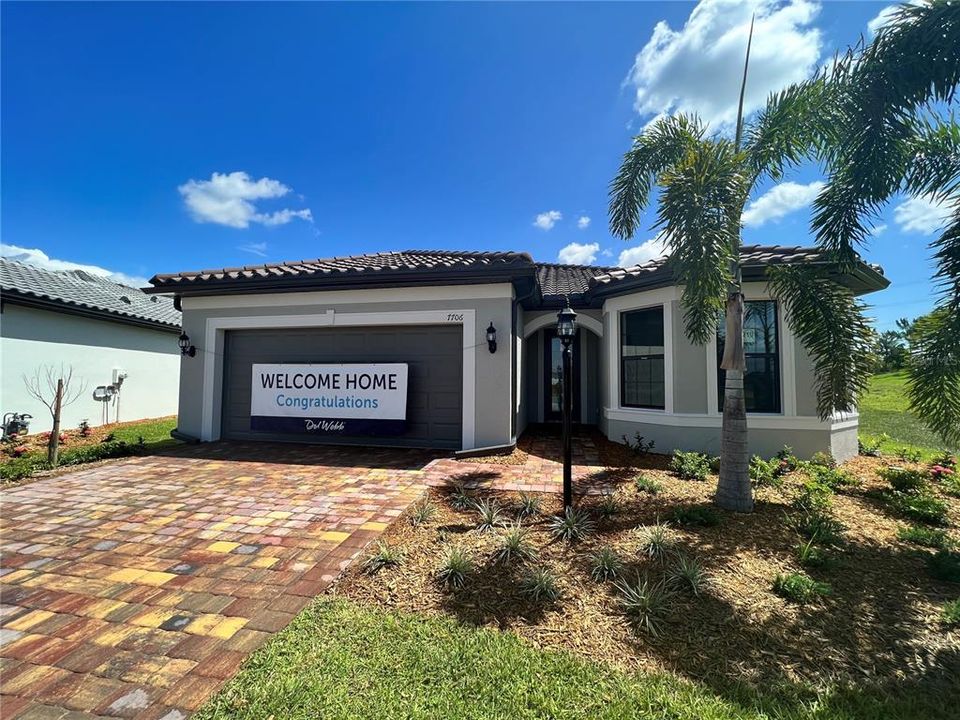 Recently Sold: $959,973 (3 beds, 2 baths, 2019 Square Feet)
