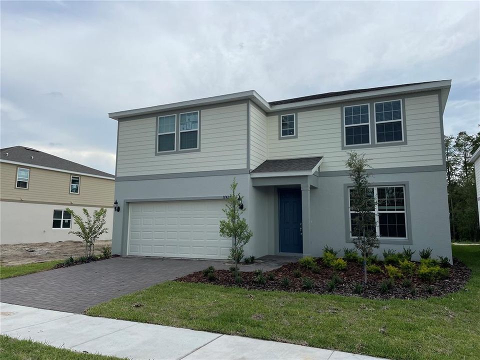 Vendido Recientemente: $606,330 (4 camas, 2 baños, 2903 Pies cuadrados)