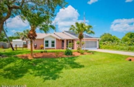 Recently Sold: $329,000 (3 beds, 2 baths, 1300 Square Feet)