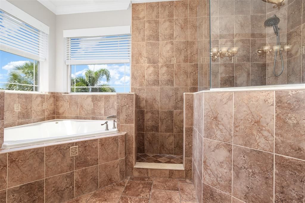 Owner's Ensuite - Sunken Jetted Tub w/walk-in shower