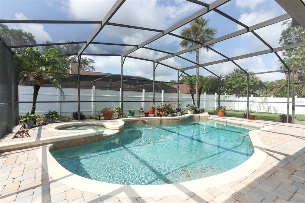 Recently Sold: $525,000 (4 beds, 2 baths, 2066 Square Feet)