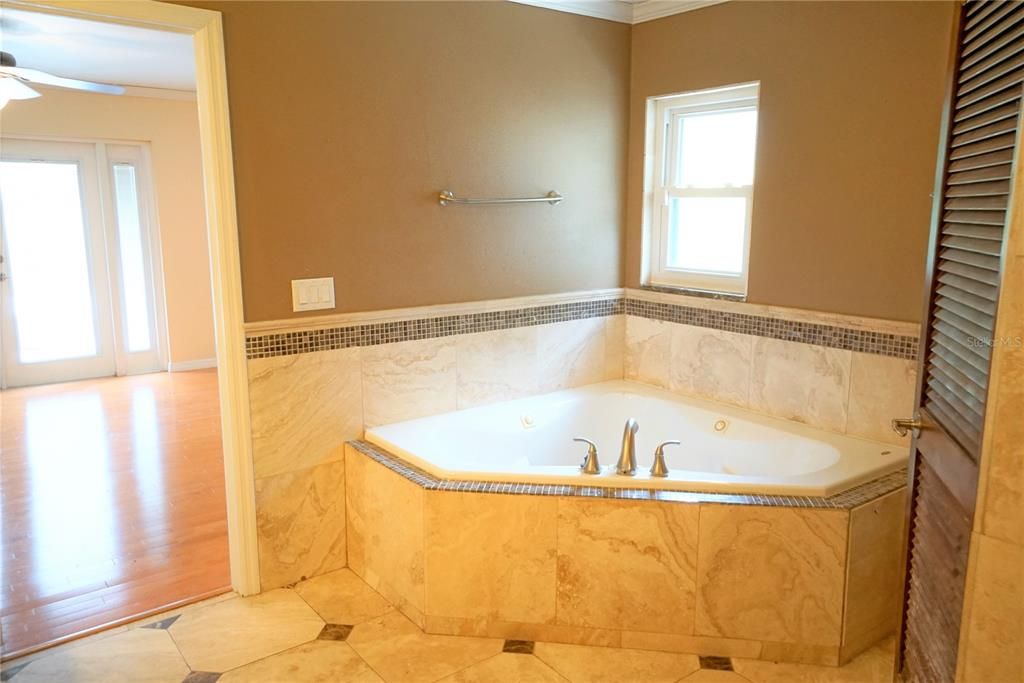 Недавно арендовано: $2,995 (4 спален, 2 ванн, 1973 Квадратных фут)