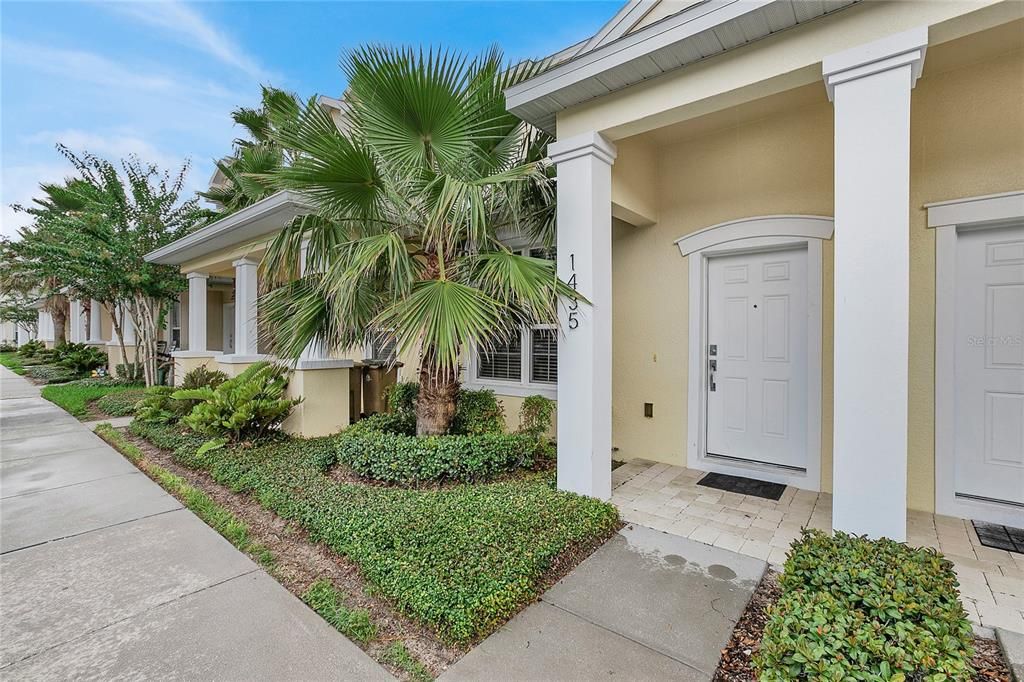 Recently Sold: $357,000 (3 beds, 3 baths, 1501 Square Feet)
