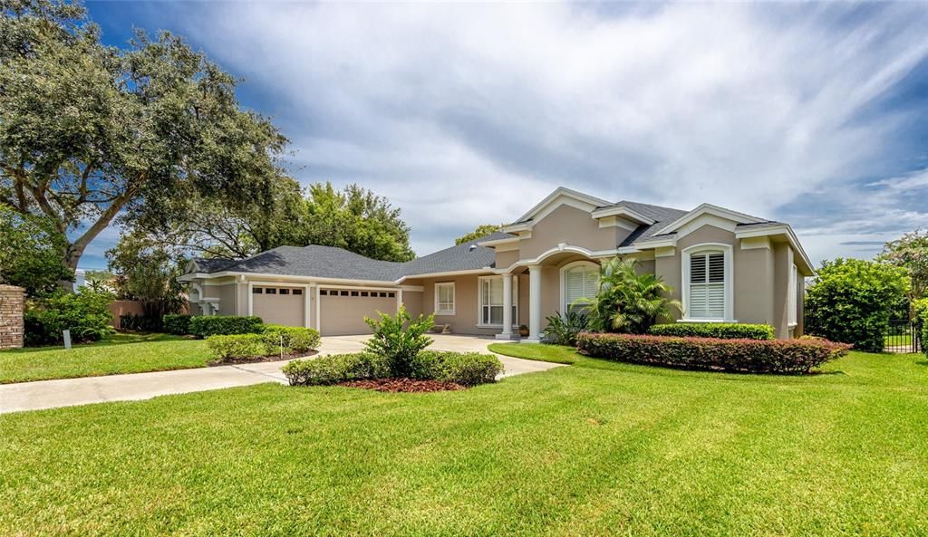 Recently Sold: $1,200,000 (4 beds, 3 baths, 3415 Square Feet)