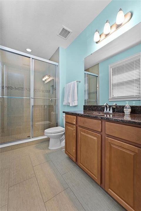 Недавно арендовано: $5,900 (6 спален, 4 ванн, 5655 Квадратных фут)