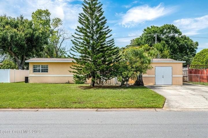 Recently Sold: $242,500 (3 beds, 2 baths, 1488 Square Feet)