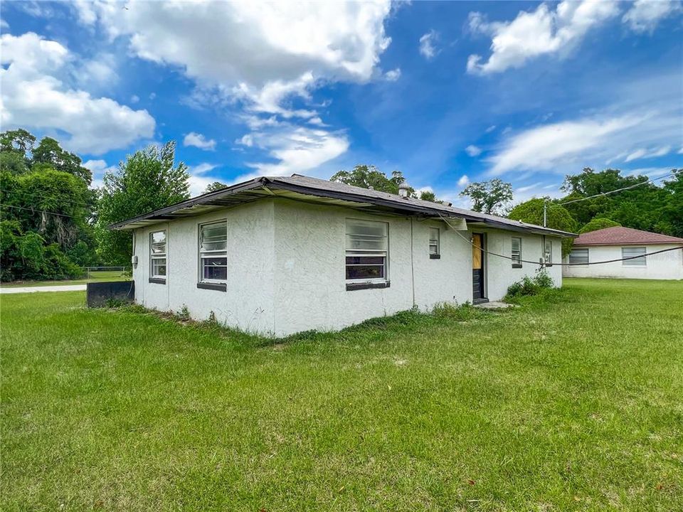 Recently Sold: $49,900 (3 beds, 1 baths, 1268 Square Feet)