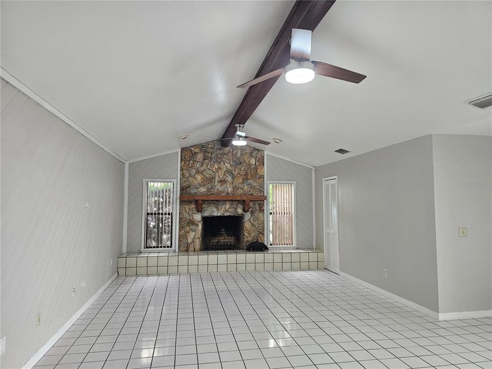 Kitchen and breakfast nook