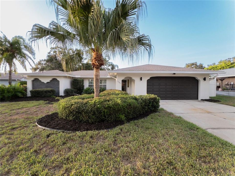 Recently Sold: $669,999 (3 beds, 2 baths, 1889 Square Feet)
