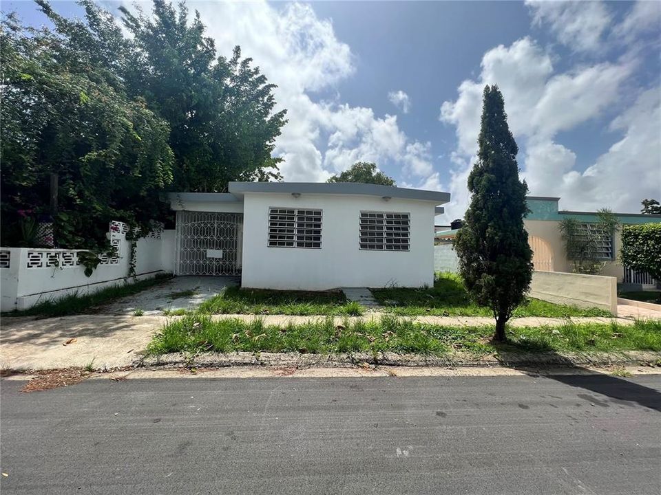 Vendido Recientemente: $149,000 (3 camas, 2 baños, 1160 Pies cuadrados)