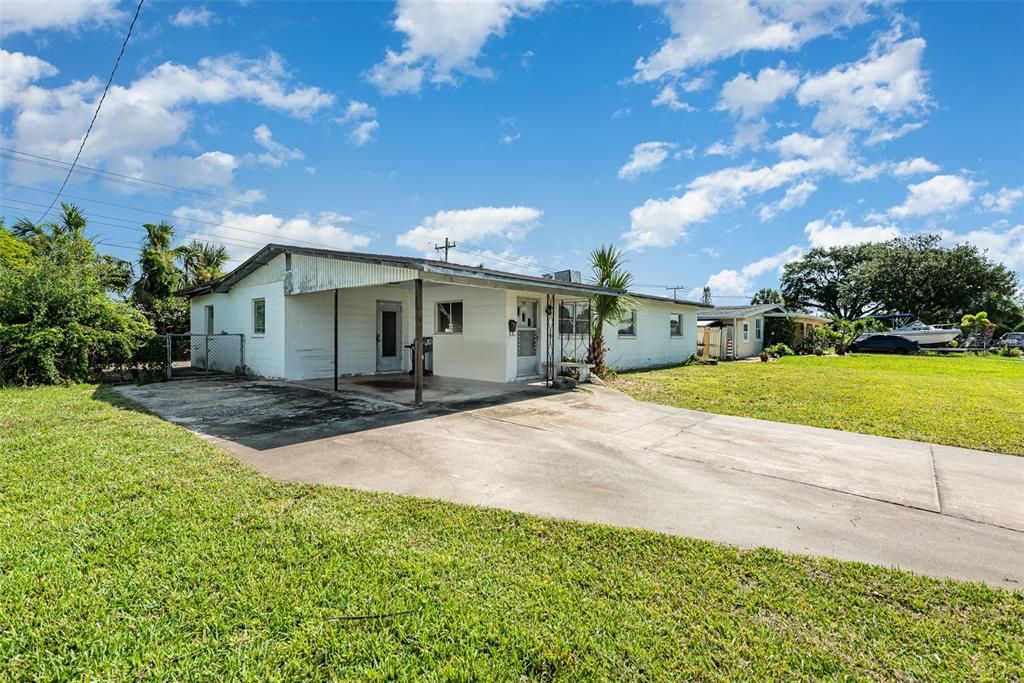 Recently Sold: $199,900 (3 beds, 2 baths, 1588 Square Feet)