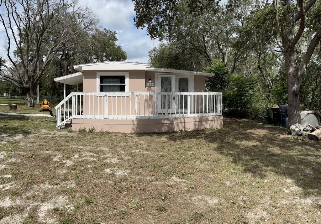 Recently Sold: $199,500 (3 beds, 1 baths, 1070 Square Feet)