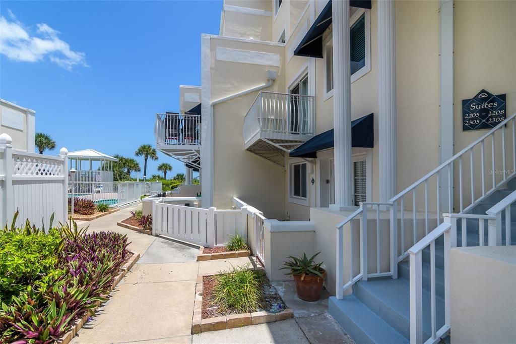 Recently Sold: $499,900 (2 beds, 2 baths, 1058 Square Feet)