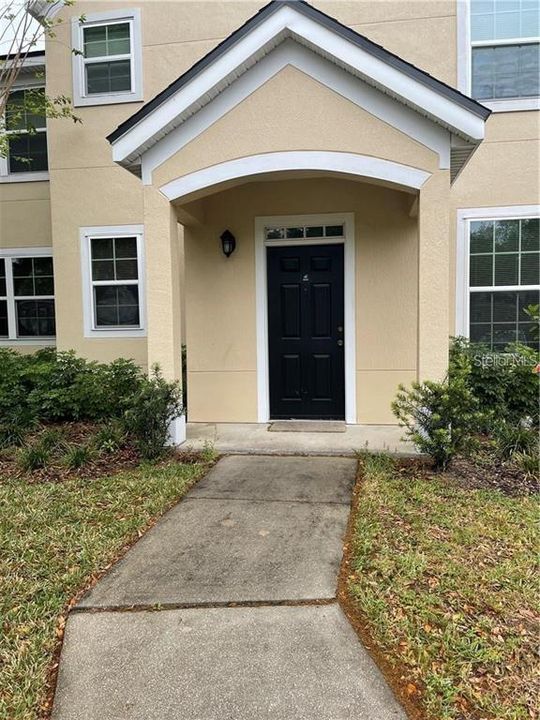 Recently Sold: $185,000 (1 beds, 1 baths, 885 Square Feet)