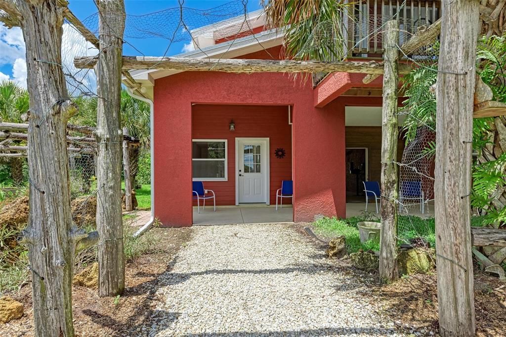 Recently Sold: $550,000 (2 beds, 2 baths, 1344 Square Feet)