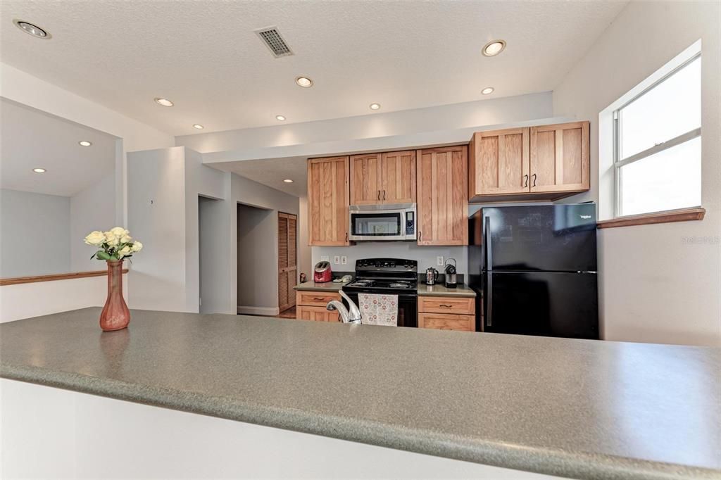 Recently Sold: $550,000 (2 beds, 2 baths, 1344 Square Feet)