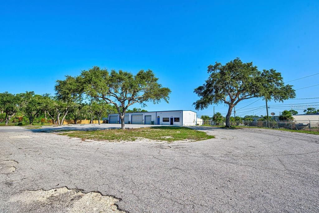 3,750 SQUARE FOOT WAREHOUSE WITH 1.1 ACRE PARCEL