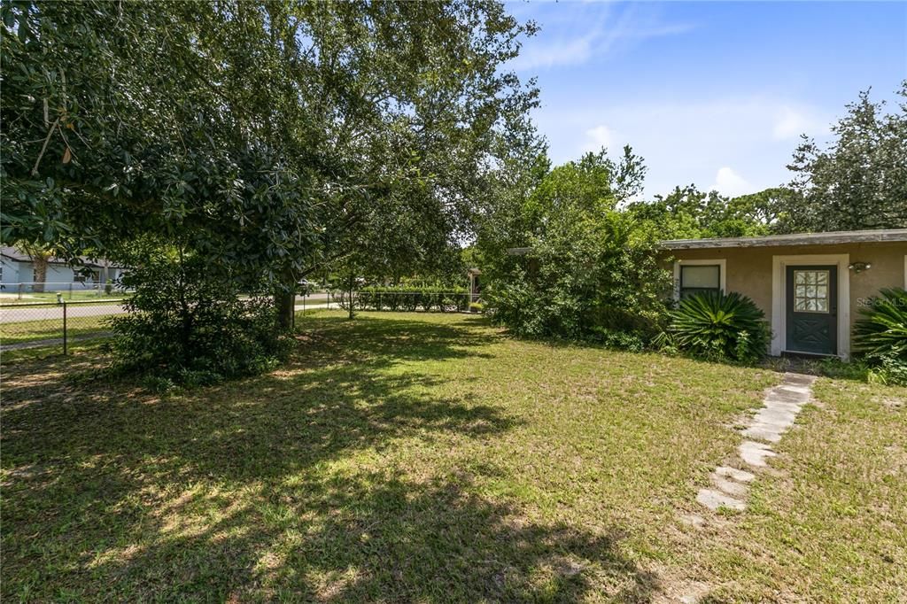 Recently Sold: $209,000 (3 beds, 1 baths, 840 Square Feet)