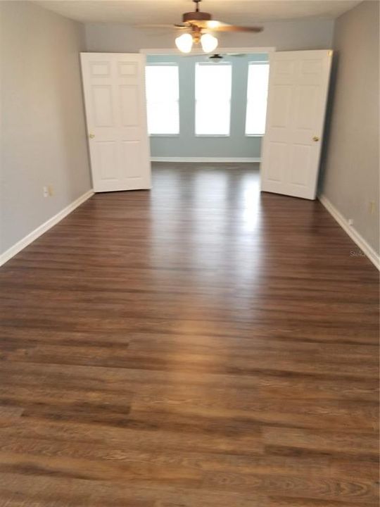 Recently Sold: $130,000 (1 beds, 1 baths, 862 Square Feet)