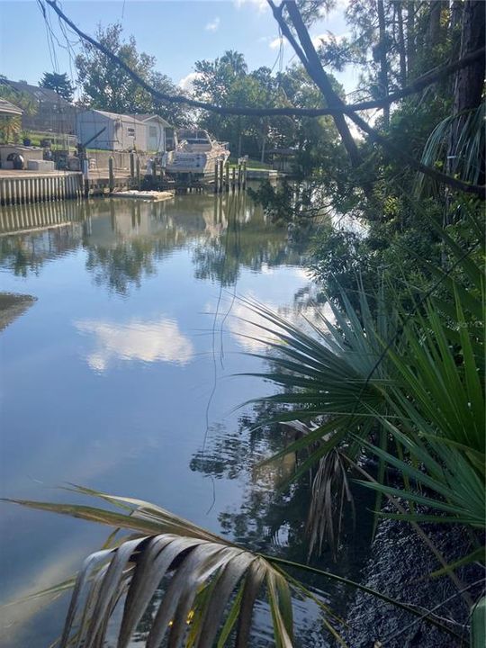 最近售出: $189,000 (0.37 acres)