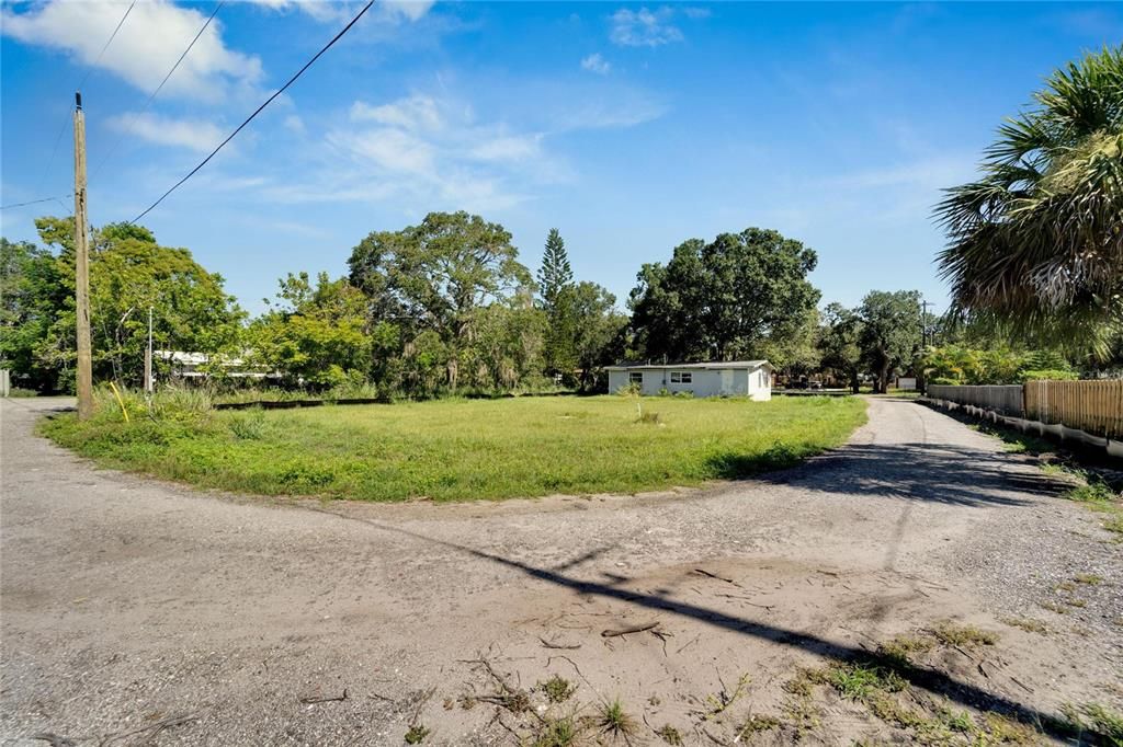 For Sale: $2,199,000 (6.13 acres)