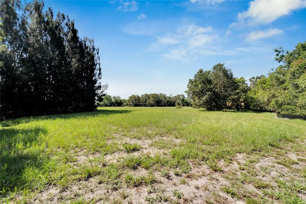 For Sale: $2,199,000 (6.13 acres)