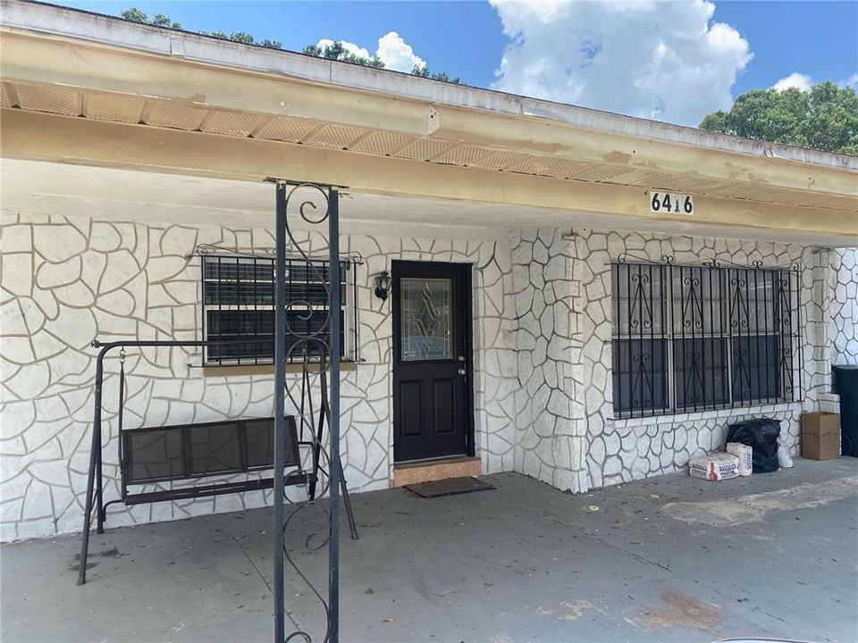 Recently Rented: $2,500 (2 beds, 1 baths, 1690 Square Feet)