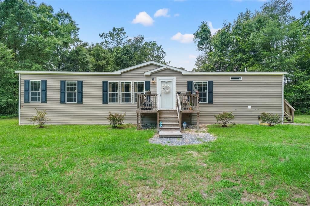 Recently Sold: $285,000 (4 beds, 2 baths, 1800 Square Feet)