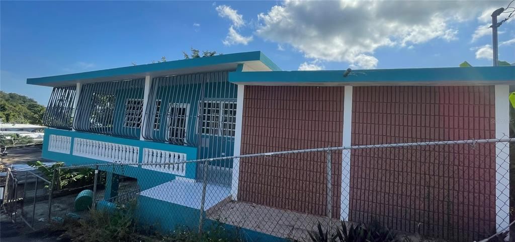 Vendido Recientemente: $118,000 (5 camas, 3 baños, 724 Pies cuadrados)