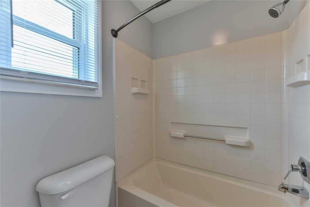 Недавно арендовано: $2,500 (3 спален, 2 ванн, 1288 Квадратных фут)