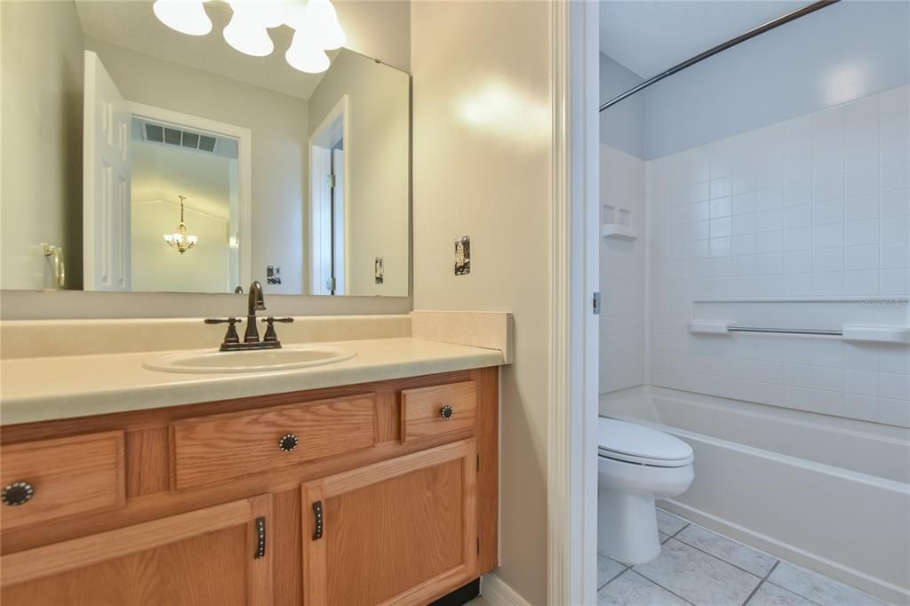 Недавно арендовано: $2,500 (3 спален, 2 ванн, 1288 Квадратных фут)