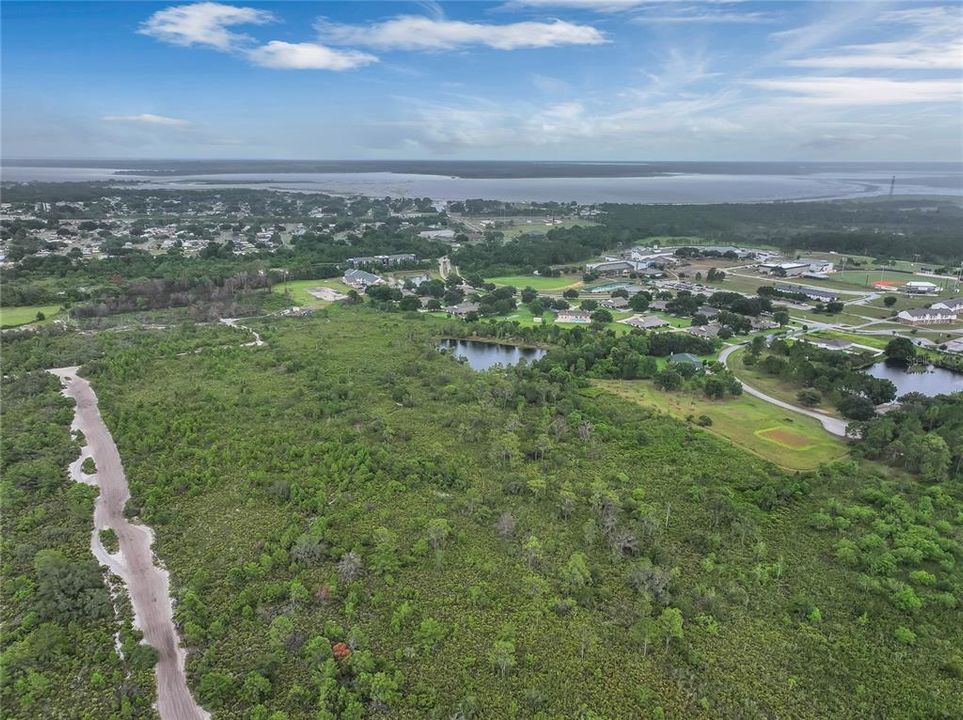 На продажу: $275,000 (13.98 acres)