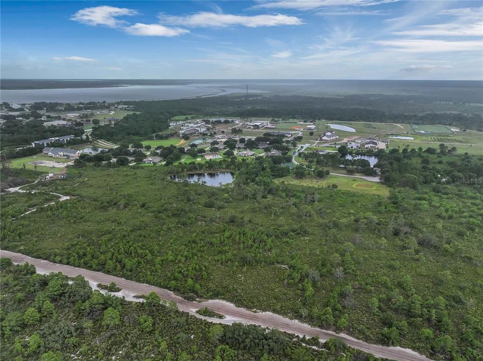 На продажу: $275,000 (13.98 acres)