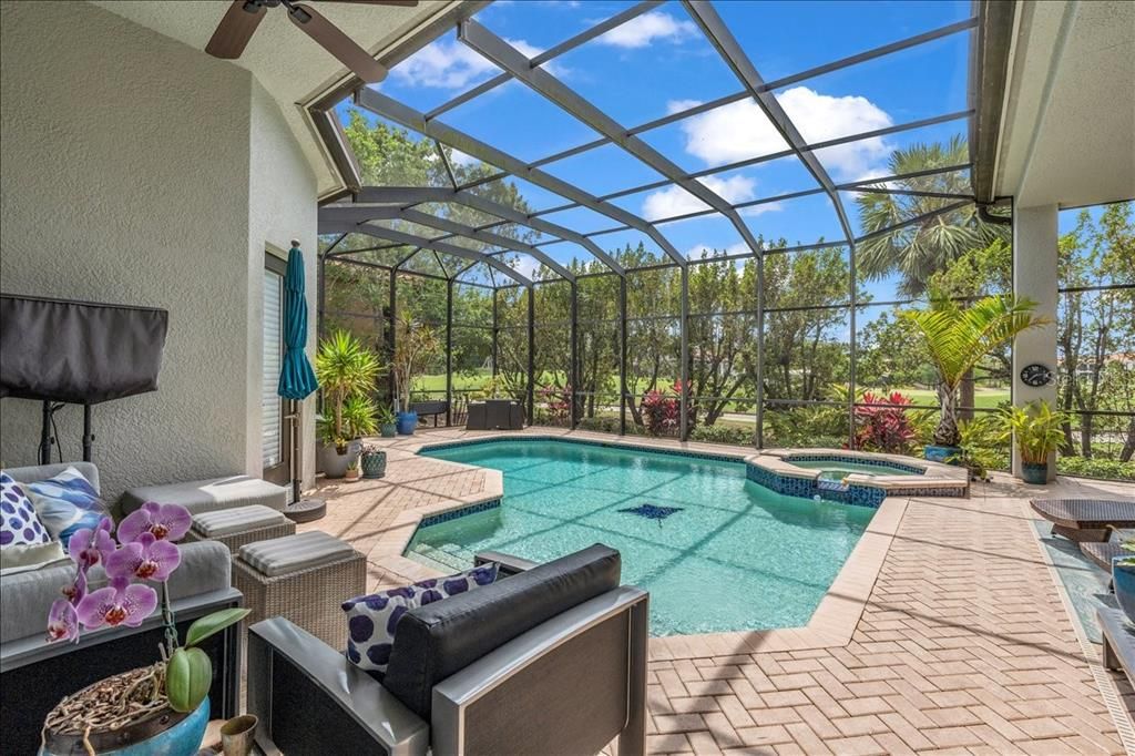 Recently Sold: $1,925,000 (3 beds, 3 baths, 3526 Square Feet)