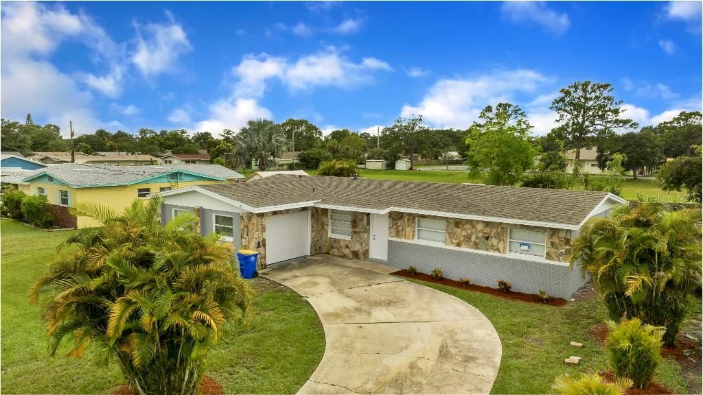 Недавно продано: $324,500 (4 спален, 2 ванн, 1392 Квадратных фут)