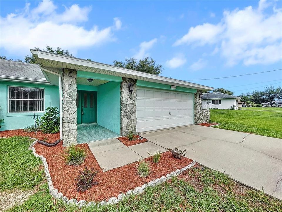 Recently Sold: $265,000 (3 beds, 2 baths, 1740 Square Feet)