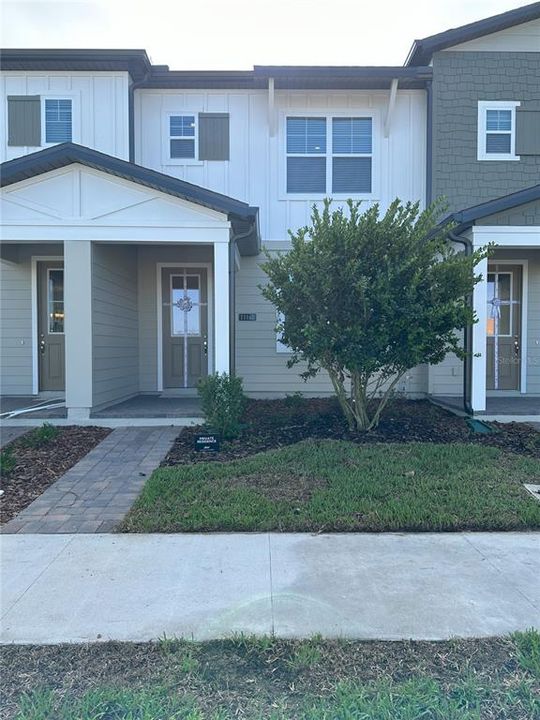 Recently Sold: $390,811 (3 beds, 2 baths, 1584 Square Feet)