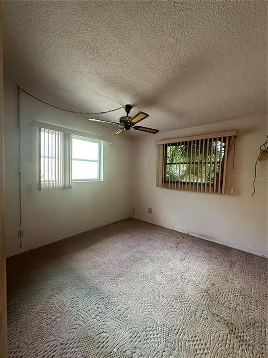 Recently Sold: $198,000 (2 beds, 1 baths, 1097 Square Feet)