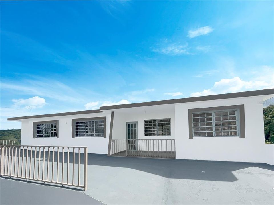 Vendido Recientemente: $158,000 (3 camas, 2 baños, 1185 Pies cuadrados)