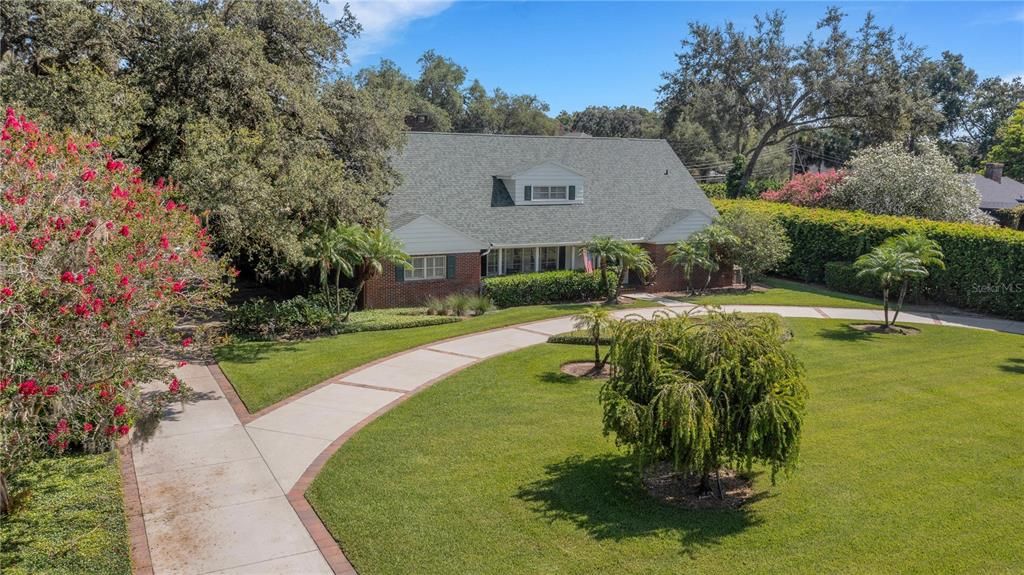 Recently Sold: $1,375,000 (4 beds, 4 baths, 4053 Square Feet)