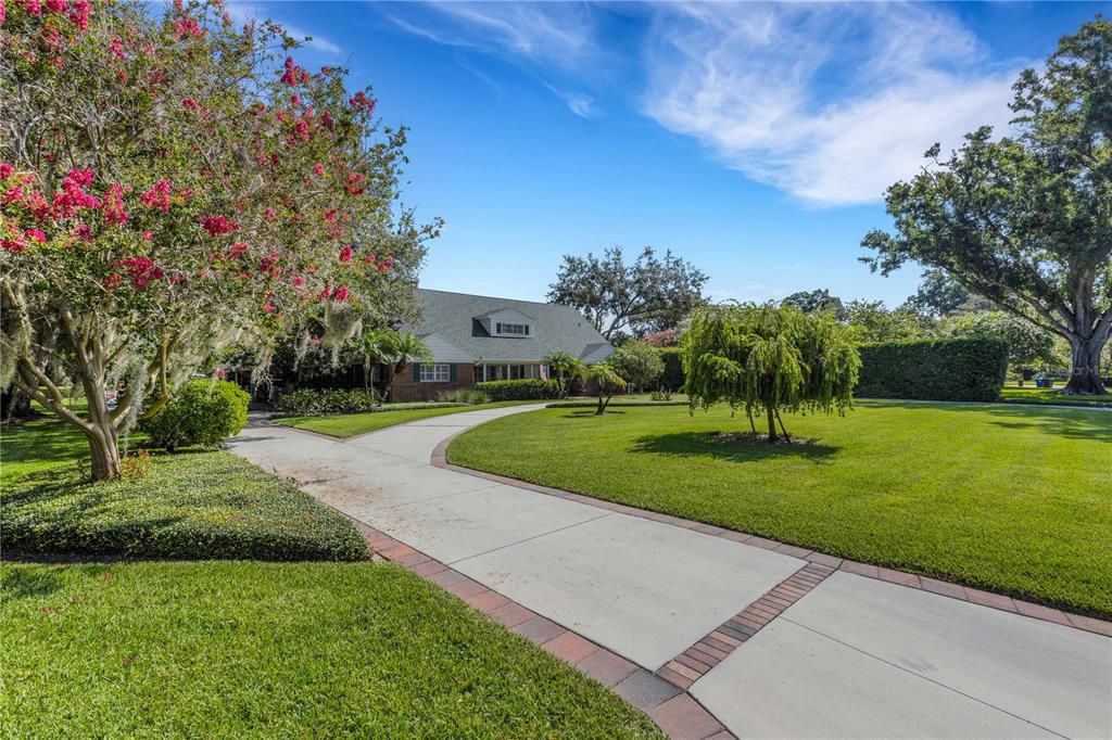 Recently Sold: $1,375,000 (4 beds, 4 baths, 4053 Square Feet)