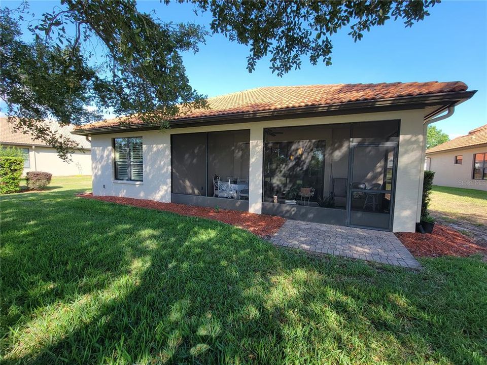 Recently Sold: $385,000 (3 beds, 2 baths, 1879 Square Feet)