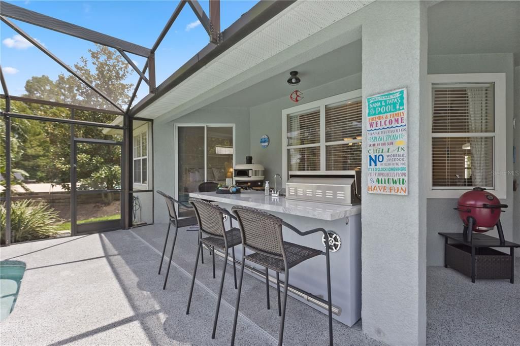 Recently Sold: $1,050,000 (3 beds, 3 baths, 2476 Square Feet)