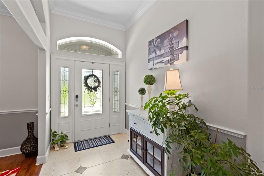 Recently Sold: $1,050,000 (3 beds, 3 baths, 2476 Square Feet)