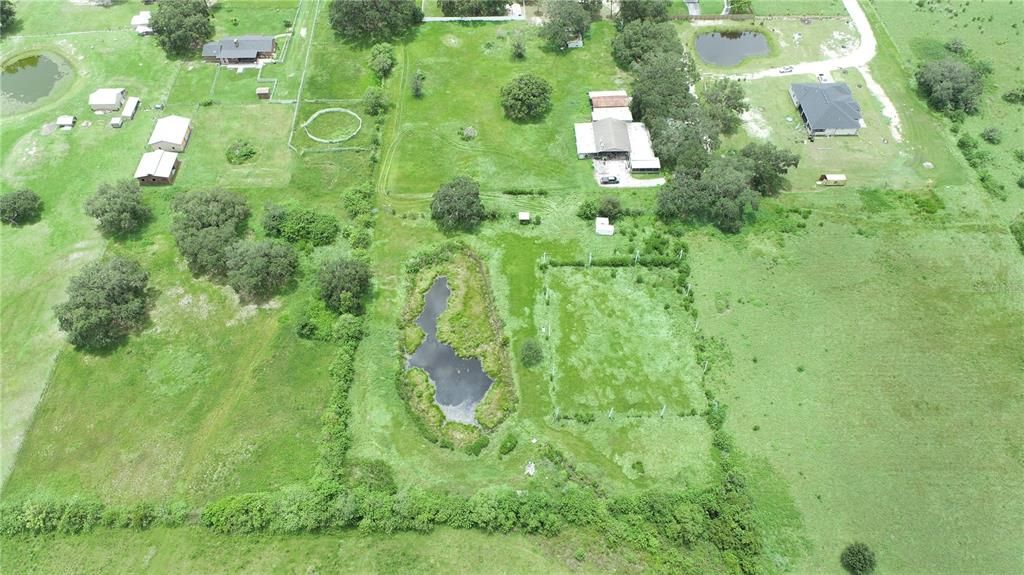 На продажу: $224,900 (2.65 acres)