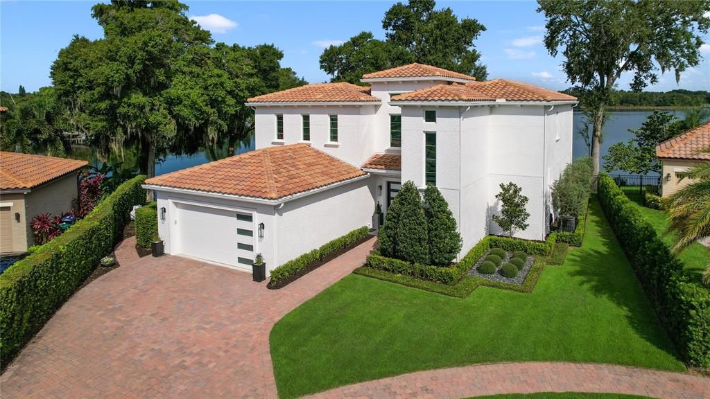 Recently Sold: $1,699,000 (3 beds, 3 baths, 2861 Square Feet)