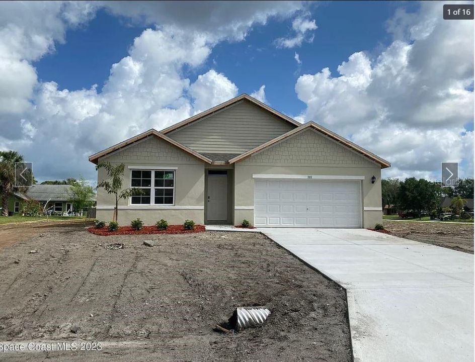Recently Sold: $349,495 (4 beds, 2 baths, 1828 Square Feet)