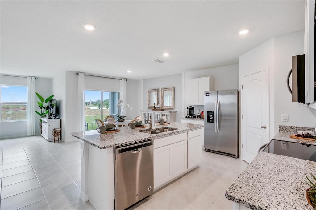 Recently Sold: $341,490 (4 beds, 2 baths, 1828 Square Feet)
