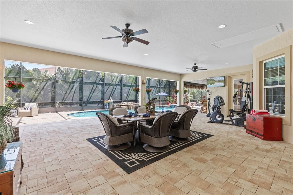 Recently Sold: $1,650,000 (4 beds, 3 baths, 3420 Square Feet)